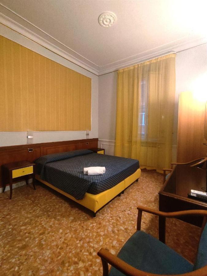 רומא Hotel Milazzo מראה חיצוני תמונה