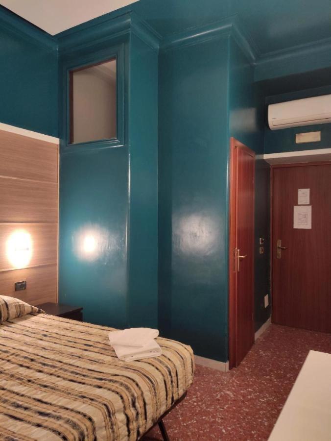 רומא Hotel Milazzo מראה חיצוני תמונה
